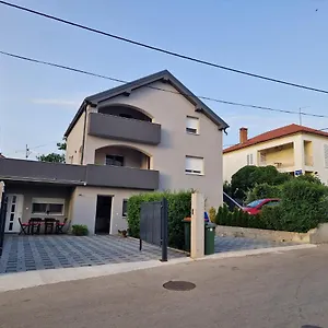 Dome Apartmán Biograd Na Moru