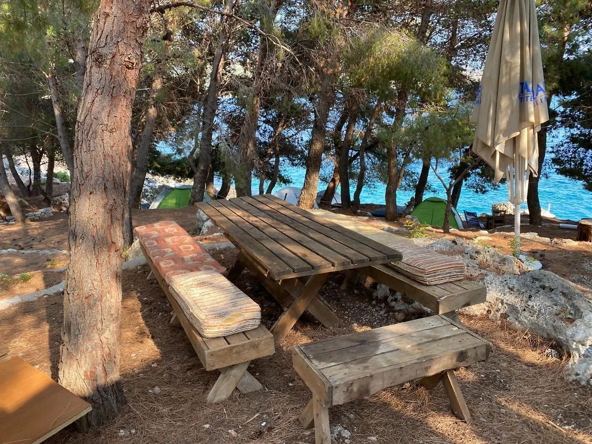 Pine Side Camp Hotel Himarë Luksustelt