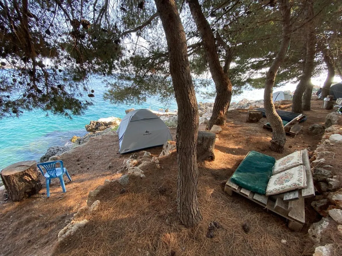 Hotel Pine Side Himarë
