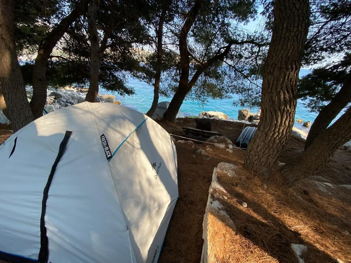 Hotel Pine Side Himarë Albanien