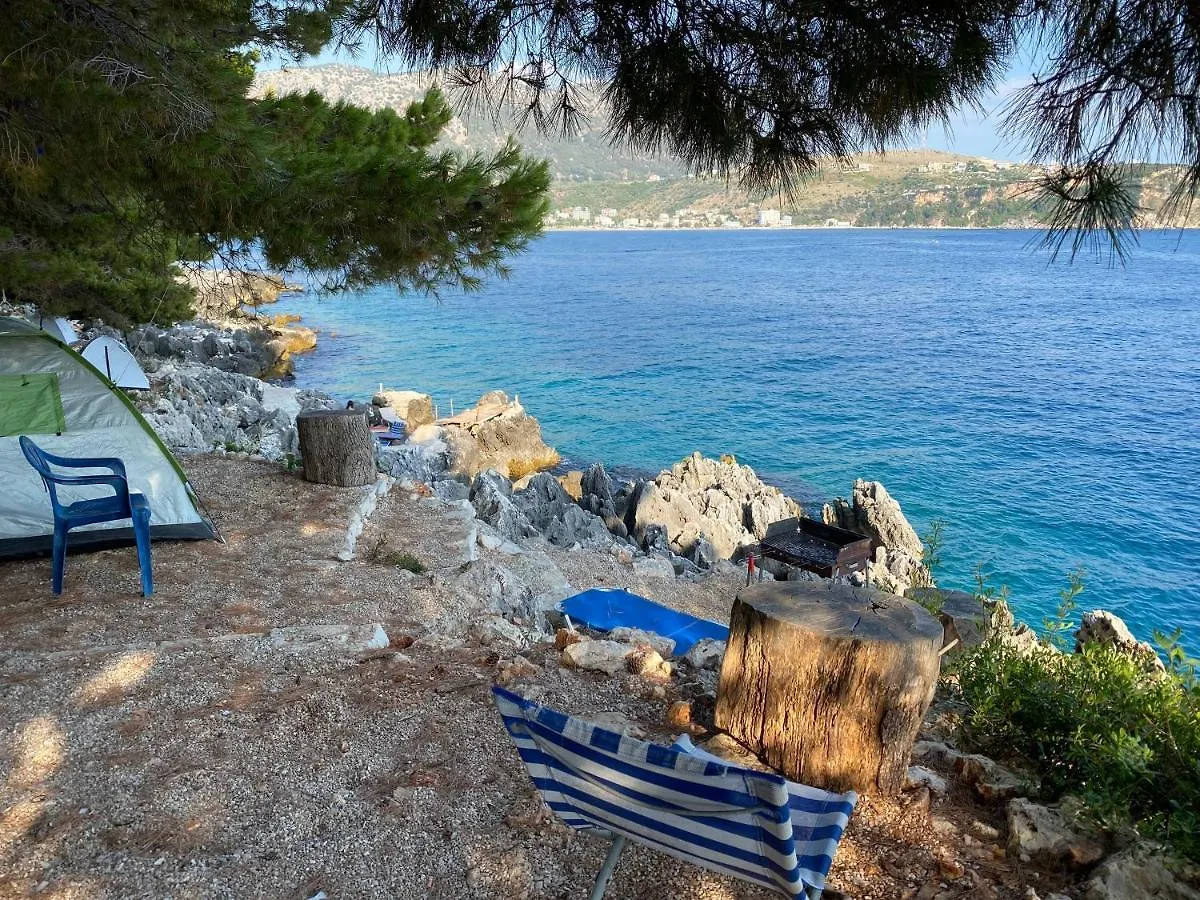 Hotel Pine Side Camp à Himarë